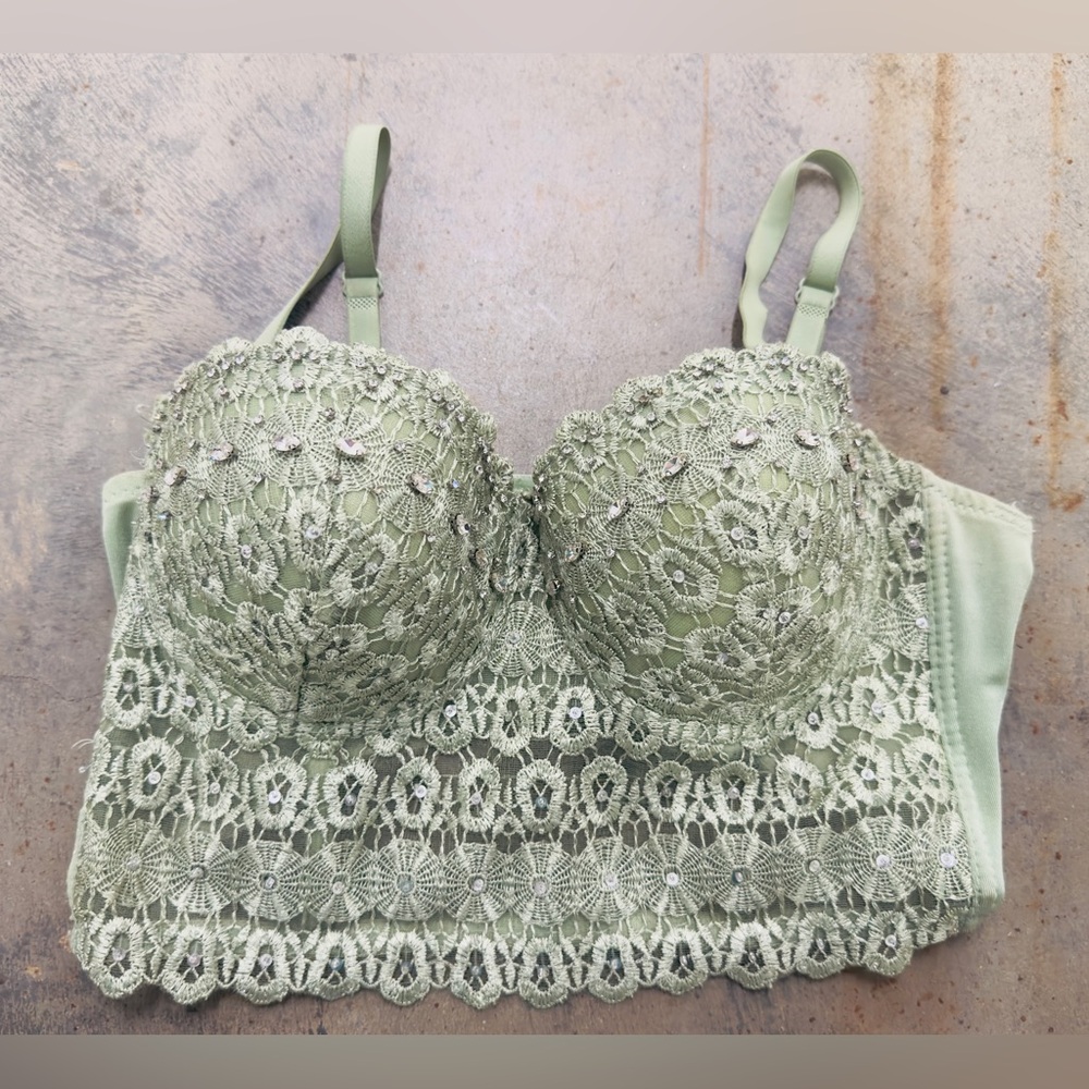 Windsor Green Lace Rhinestone Corset Bra Top Size Large
